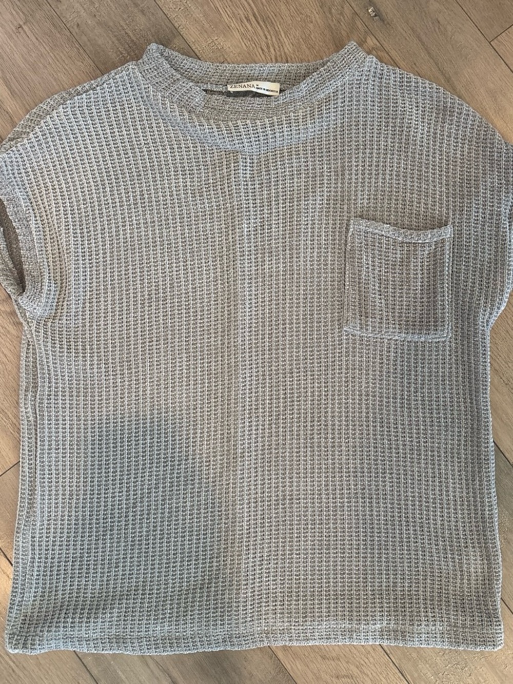 Zenana Outfitters Light Gray Waffle Knit Short-Sleeve Sweater